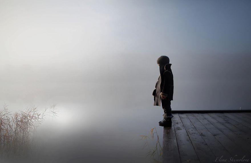 cool-animal-children-photography-Elena-Shumilova-fog